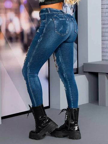Pantaloni skinny Conceito Empina Bumbum con catene di strass e Destroyed Pantaloni skinny Conceito Empina Bumbum con catene di strass e Destroyed