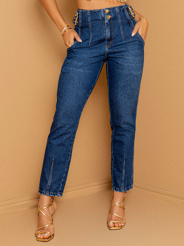 Jeans ample avec ceinture latérale Jeans ample avec ceinture latérale