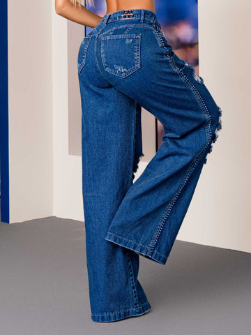 Calça Wide Leg azul médio, com destroyed e pedraria na lateral Calça Wide Leg azul médio, com destroyed e pedraria na lateral