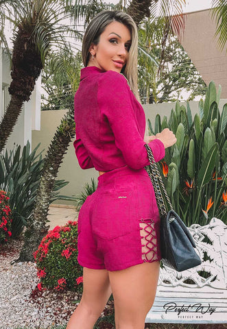 Conjunto Blazer Cropped e Short Conjunto Blazer Cropped e Short