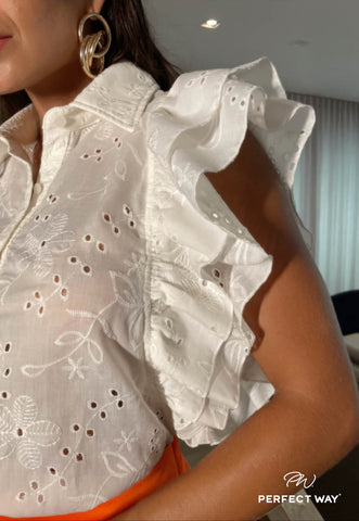 Camisa com Babados Off White - Garotabrasilstore Camisa com Babados Off White - Garotabrasilstore