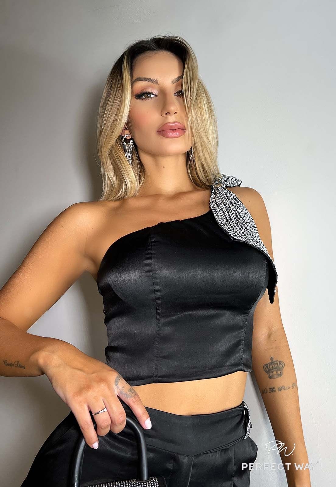 Conjunto Cropped e Pantalona com Bordado Preto - Garotabrasilstore Conjunto Cropped e Pantalona com Bordado Preto - Garotabrasilstore