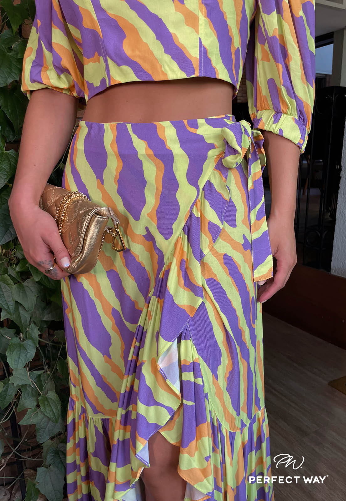 Conjunto Cropped e Saia longa - Garotabrasilstore Conjunto Cropped e Saia longa - Garotabrasilstore