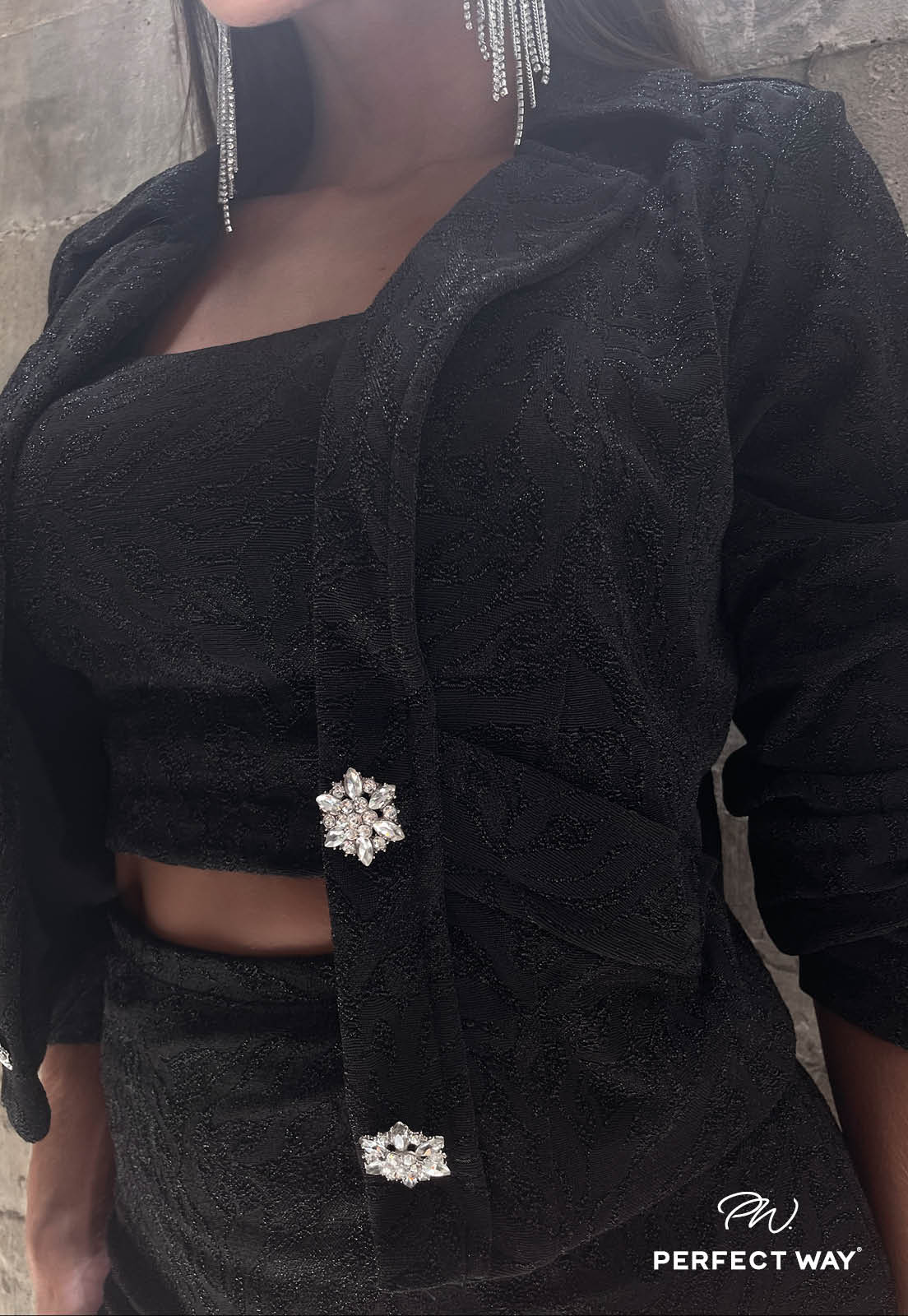 Trijunto Casaqueto com Cropped e Saia preto - Garotabrasilstore Trijunto Casaqueto com Cropped e Saia preto - Garotabrasilstore