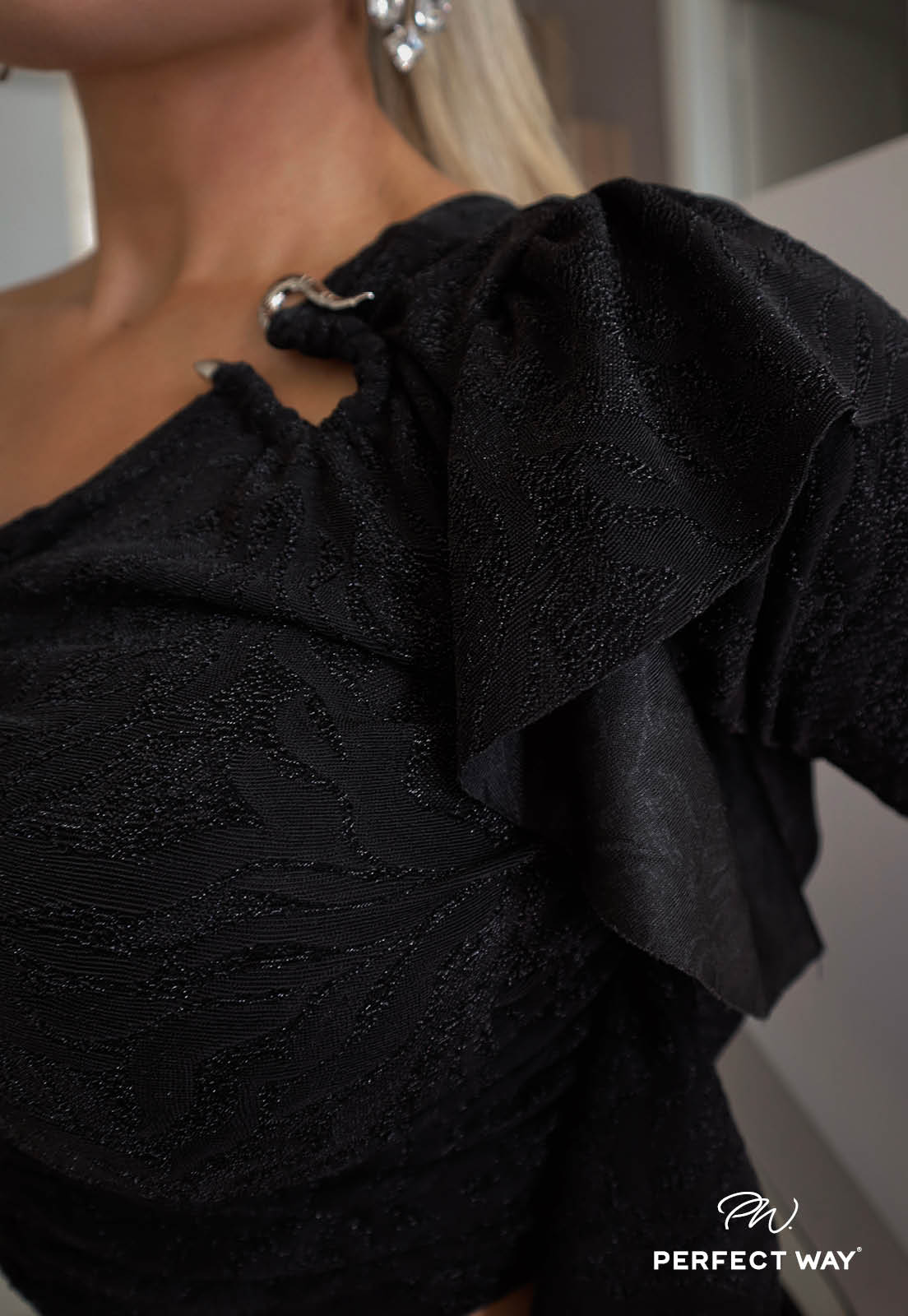 Conjunto Cropped e Saia curta - Garotabrasilstore Conjunto Cropped e Saia curta - Garotabrasilstore