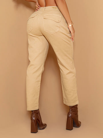 Slouchy Beige Jeans mit Empina Bumbum