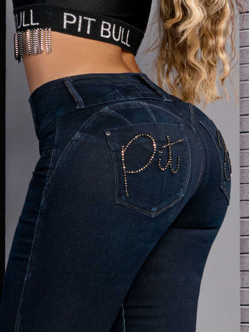 Calça Jeans Skinny Escura com Logomania no Bolso