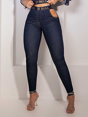 Calça Skinny Modeladora Com Abertura Lateral E Efeito Empina Bumbum Perfeito