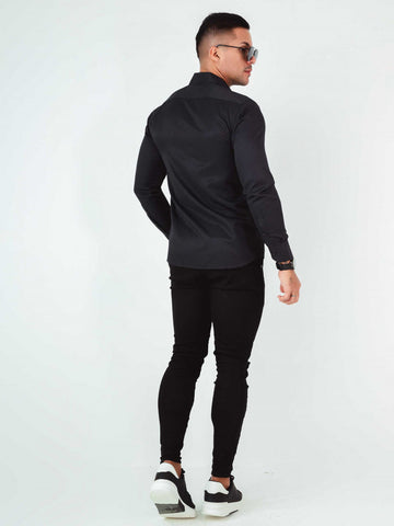 Chemise slim à manches longues avec broderie en coton égyptien noir