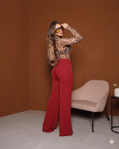 Calça Pantalona Crush com Presilhas | Fluida e Elegante Multicores