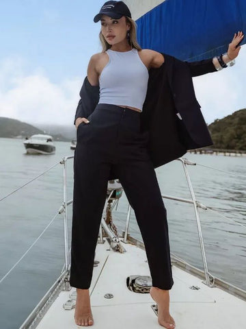 Calça Anna Alfaiataria Cenoura | Elegante e Moderna
