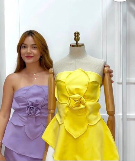 Blusa Betina Tomara que Caia com Flor 3D