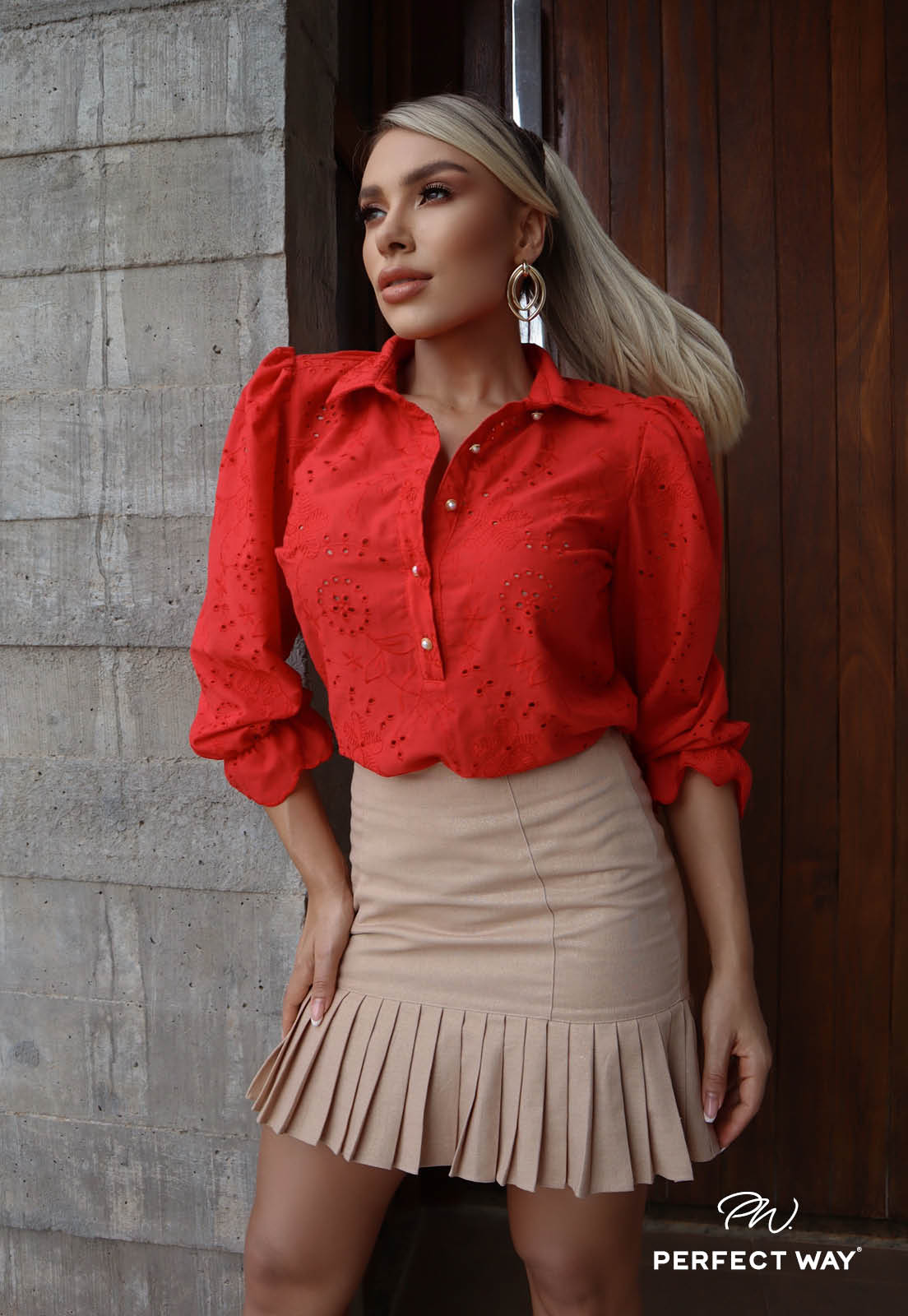 Camisa com detalhes de Barrado vermelho - Garotabrasilstore