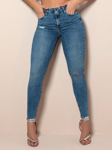 Calça Jeans Modelagem Clássica com Destroyed - Garotabrasilstore